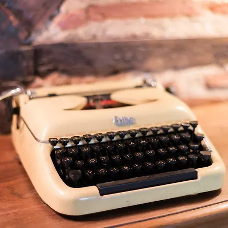 Charming Travessa Do Alcaide Lägenhet